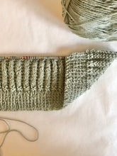 Load image into Gallery viewer, pure merino 4ply sage