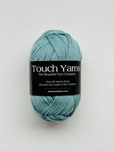 Load image into Gallery viewer, pure merino 8ply - duck egg