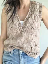 Load image into Gallery viewer, pattern - ivy vest 063 pdf