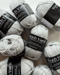 pure merino 8ply - silver